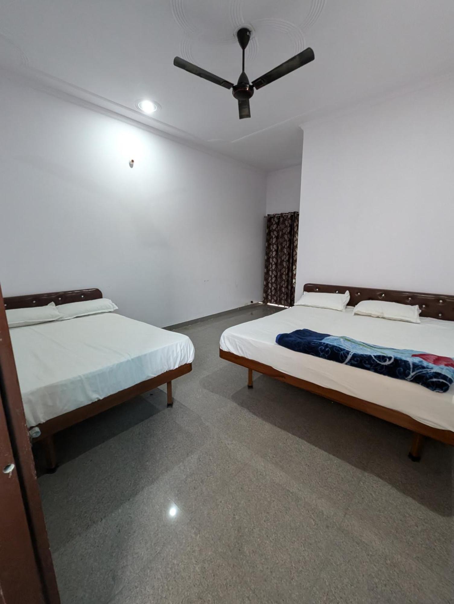 Hotel Raghunath Palace Khātu Exteriér fotografie